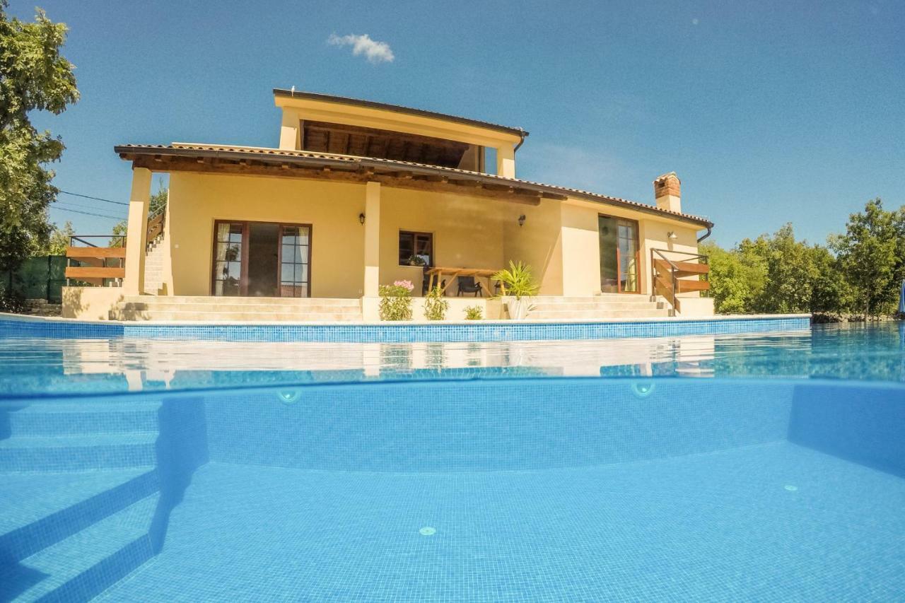 Villa Nabucco Kras Экстерьер фото