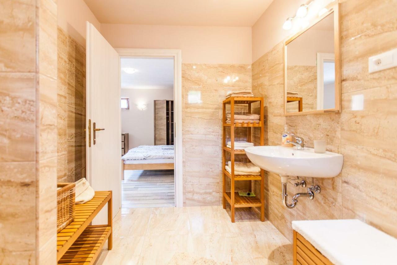 Villa Nabucco Kras Экстерьер фото